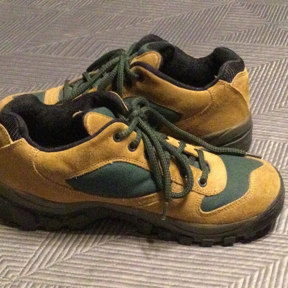 Merrell size 9 brown and green winter boots for women - Picture 5 of 7